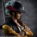 POP Megahouse Hawk Eye Dracule Mihawk Ver. R - One Piece