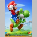F4F Mario & Yoshi - Super Mario
