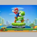 F4F Mario & Yoshi Exclusive - Super Mario