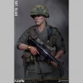 Damtoys 1/6 Sergeant Elias - Platoon