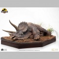 ECC 1/8 Sick Triceratops - Jurassic Park