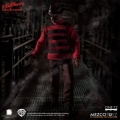Mezco Toys Freddy Krueger - Les Griffes de la nuit