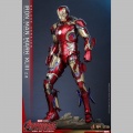 Hot Toys Iron Man Mark XLIII (2.0) (Deluxe Version) - Avengers : L'Ère d'Ultron
