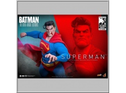 Hot Toys Superman - Batman: The Dark Knight Returns