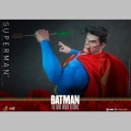 Hot Toys Superman - Batman: The Dark Knight Returns