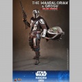 Hot Toys The Mandalorian and Grogu (Deluxe Version) - Star Wars: The Mandalorian & Grogu