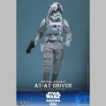 Hot Toys Imperial Remnant AT-AT Driver - Star Wars