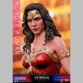 Hot Toys Wonder Woman - Wonder Woman 1984