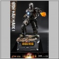 Hot Toys Iron Man Mark I - Iron Man
