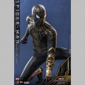 Hot Toys Spider-Man (Black & Gold Suit) - Spider-Man: No Way Home