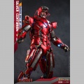 Hot Toys Silver Centurion (Armor Suit Up Version) - Iron Man 3