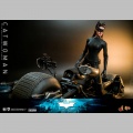 Hot Toys Catwoman - The Dark Knight Trilogy