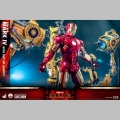 Hot Toys 1/4 Iron Man Mark IV with Suit-Up Gantry - Iron Man 2