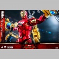 Hot Toys 1/4 Iron Man Mark IV with Suit-Up Gantry - Iron Man 2