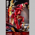 Hot Toys 1/4 Iron Man Mark IV with Suit-Up Gantry - Iron Man 2