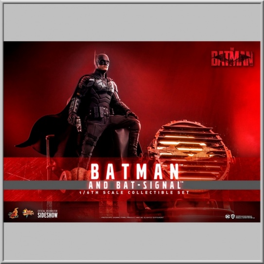 Hot Toys Batman with Bat-Signal - The Batman