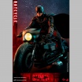 Hot Toys Batcycle - The Batman