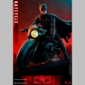 Hot Toys Batcycle - The Batman