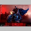 Hot Toys Batcycle - The Batman