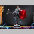 Hot Toys Thor (Deluxe Version) - Thor: Love and Thunder