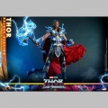 Hot Toys Thor (Deluxe Version) - Thor: Love and Thunder