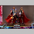 Hot Toys Mighty Thor - Thor: Love and Thunder