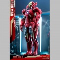 Hot Toys Iron Man Mark VII (Open Armor Version) - Iron Man 3