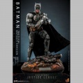 Hot Toys Batman (Tactical Batsuit Version) - Zack Snyder`s Ju