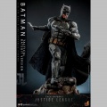 Hot Toys Batman (Tactical Batsuit Version) - Zack Snyder`s Ju