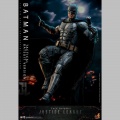 Hot Toys Batman (Tactical Batsuit Version) - Zack Snyder`s Justice League