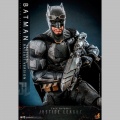 Hot Toys Batman (Tactical Batsuit Version) - Zack Snyder`s Justice League