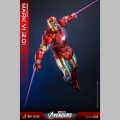 Hot Toys Iron Man Mark VI (2.0) - The Avengers