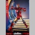 Hot Toys Iron Man Mark VI (2.0) - Les Avengers
