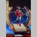 Hot Toys Iron Man Mark VI (2.0) with Suit-Up Gantry - The Avengers