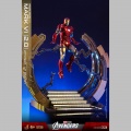 Hot Toys Iron Man Mark VI (2.0) with Suit-Up Gantry - The Avengers