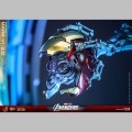 Hot Toys Iron Man Mark VI (2.0) with Suit-Up Gantry - The Avengers