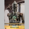 Hot Toys IG-12 avec accessoires - Star Wars: The Mandalorian