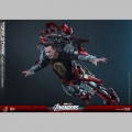 Hot Toys Tony Stark (Mark VII Suit-Up Version) - Avengers