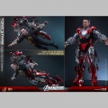 Hot Toys Tony Stark (Mark VII Suit-Up Version) - Avengers